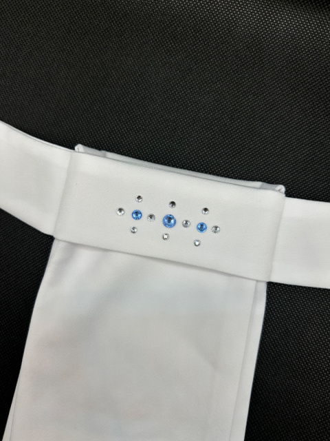 Plastron Royal